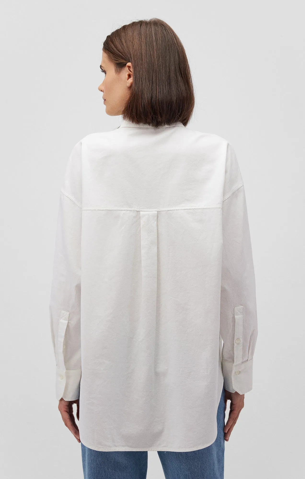 ONE POCKET BUTTON-UP SHIRT IN WHITE