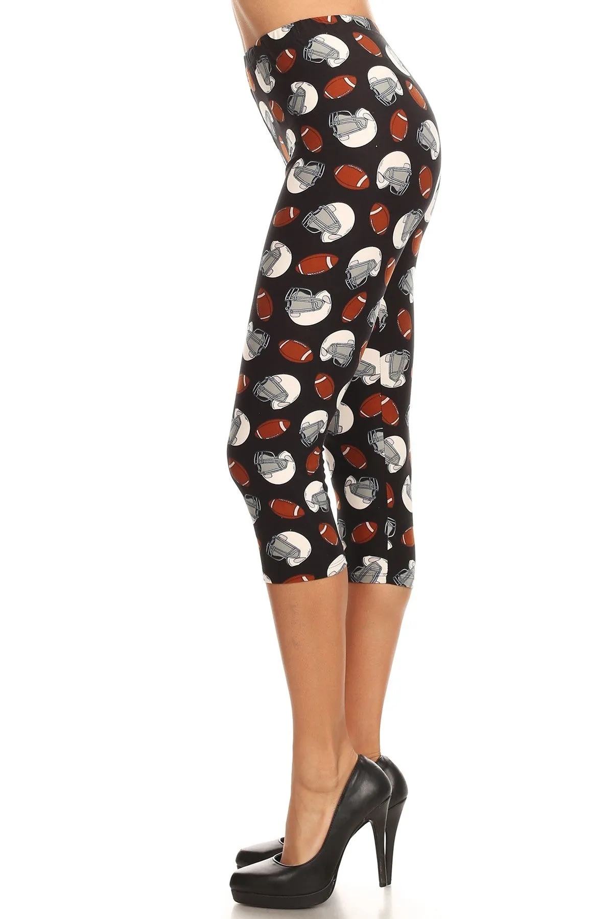 Women's Regular Football Helmet Printed Cropped Capri Leggings