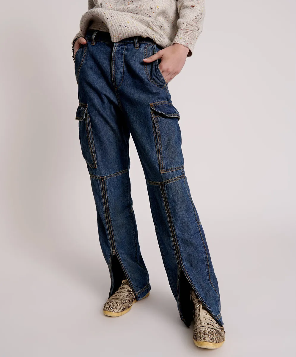 Zipped Cargo Motion Denim Jeans - Used Blue