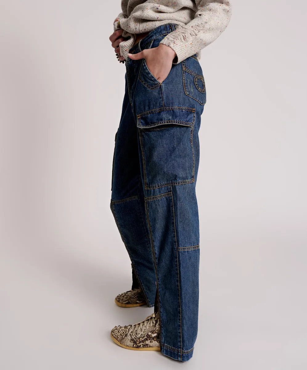 Zipped Cargo Motion Denim Jeans - Used Blue